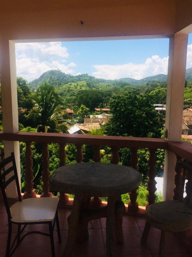 Hotel Cuna Maya B Y B Copán Екстериор снимка