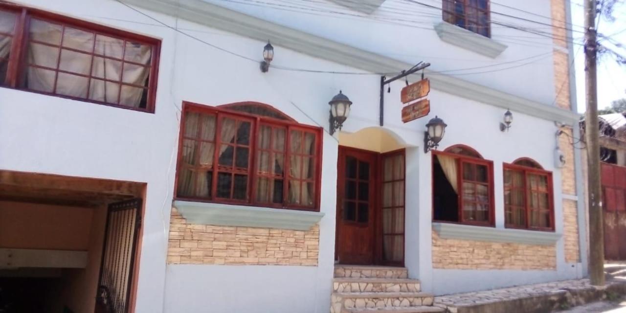 Hotel Cuna Maya B Y B Copán Екстериор снимка